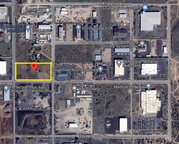 More Photos Of 1005 NE Hemlock Ave, Redmond Land For Sale