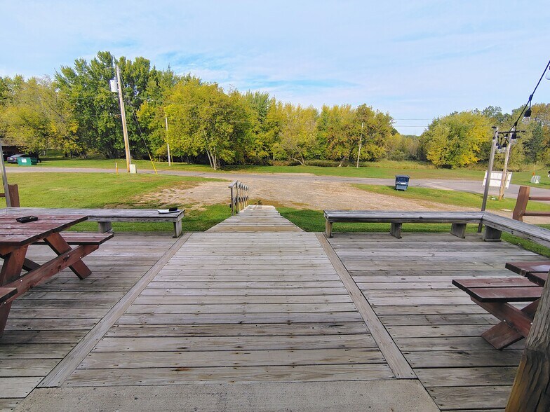 More Photos Of 71 N Grant St, Glidden Restaurant For Sale