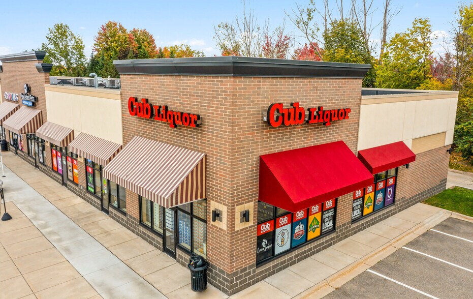 More Photos Of 1020 Diffley Rd, Eagan Unknown For Lease