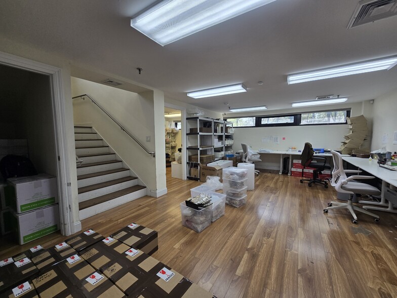 More Photos Of 228 Rivervale Rd, River Vale Office For Sale