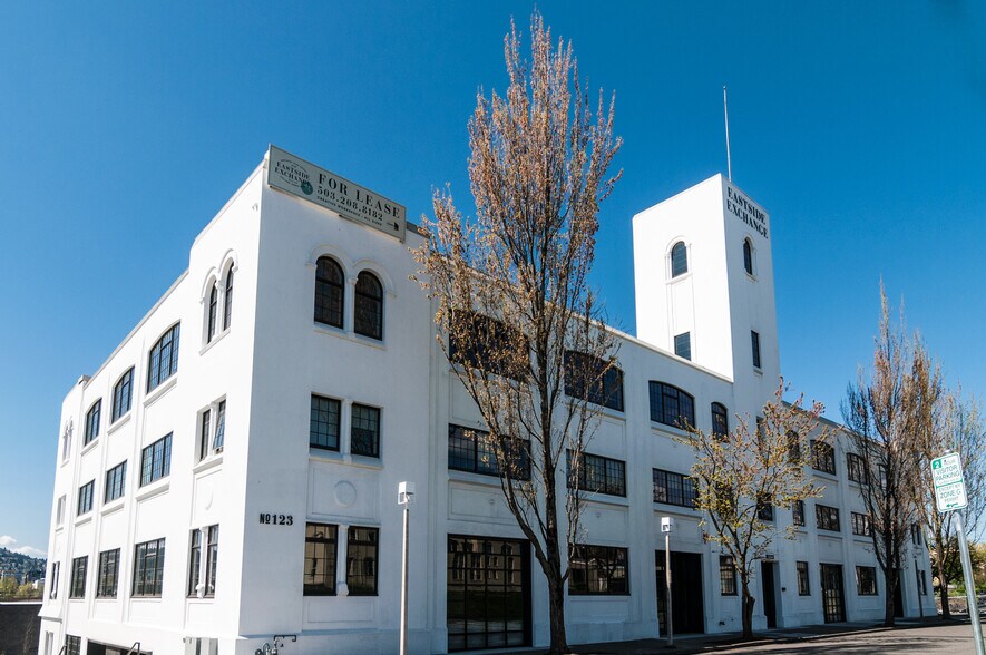 More Photos Of 123 NE 3rd Ave, Portland Office For Lease