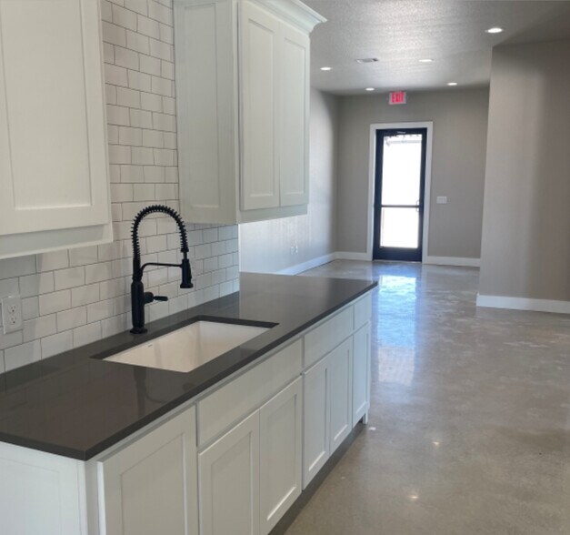 More Photos Of 116 Nxne Dr, Hutto Unknown For Lease