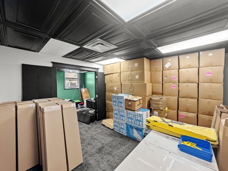 More Photos Of 2550 Washington Blvd, Ogden Office For Lease