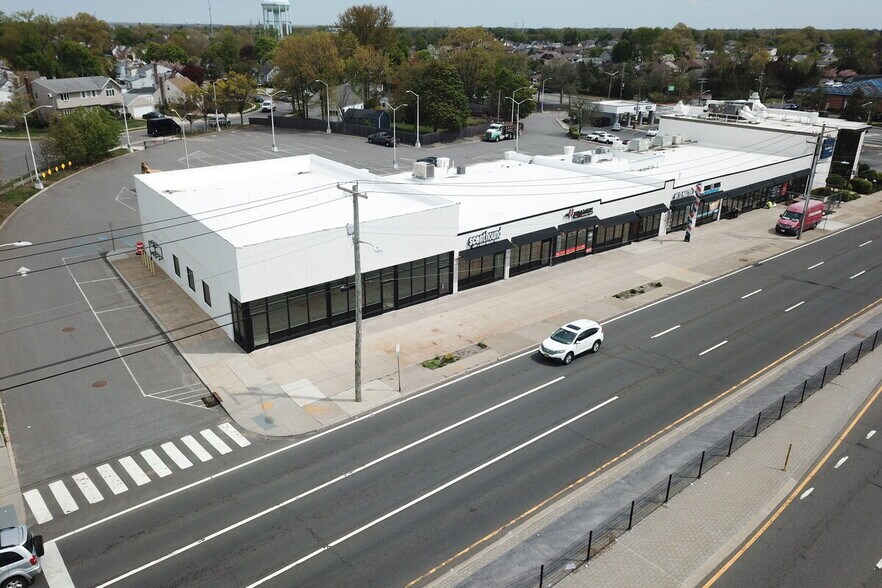 More Photos Of 3695-3715 Hempstead Tpke, Levittown Unknown For Lease