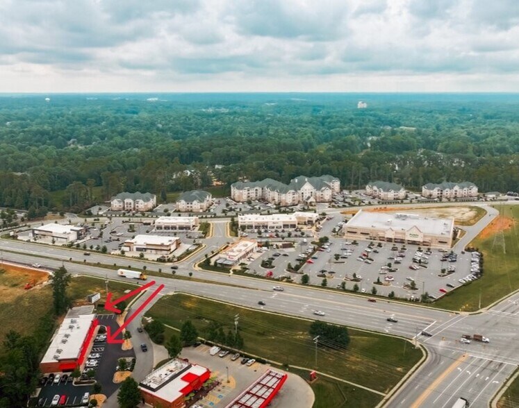 More Photos Of 1002 Gardner Hill Dr, Jamestown Storefront For Lease