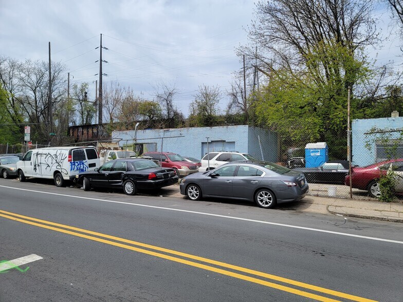 More Photos Of 1757-1765 Windrim Ave, Philadelphia Auto Repair For Sale