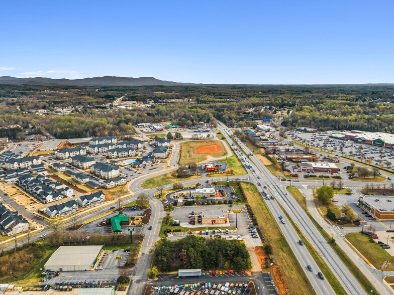 More Photos Of 515 Roe Center Ct, Travelers Rest Land For Lease