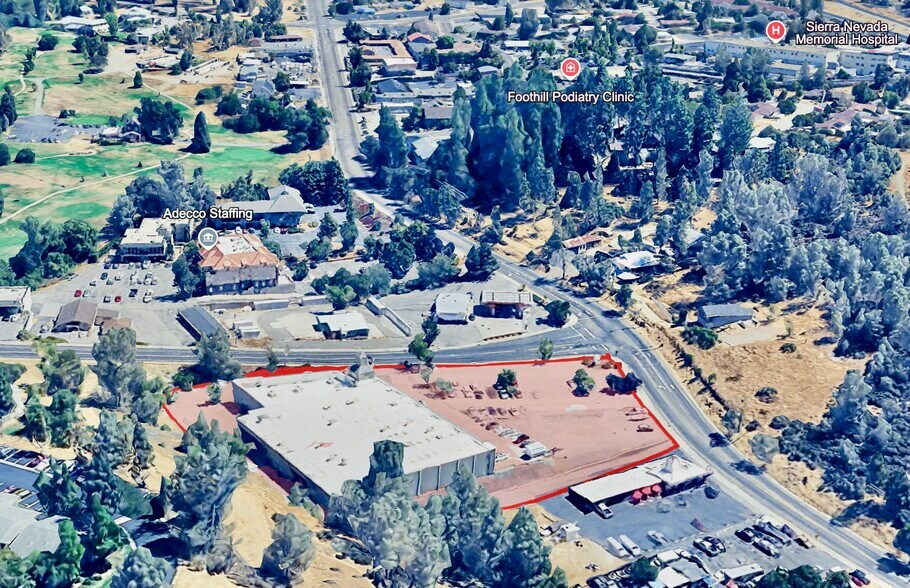 More Photos Of 840 E Main St, Grass Valley Movie Theatre For Sale