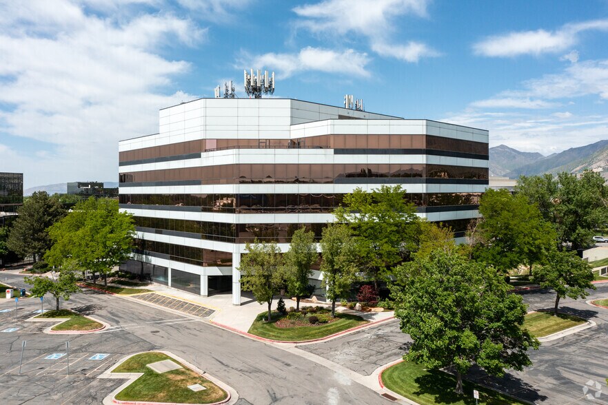 More Photos Of 7090 S Union Park Ctr, Midvale Office For Lease