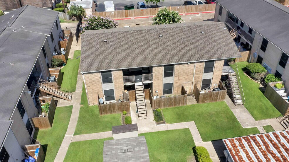 More Photos Of 3002 Pasadena Blvd, Pasadena Apartments For Sale