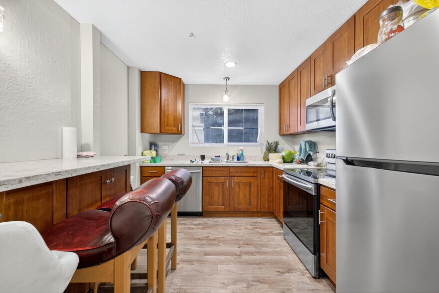 More Photos Of 497 Sebastopol Ave, Santa Rosa Apartments For Sale