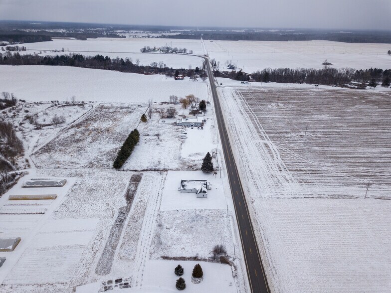 More Photos Of 6163 N Meridian Rd, Hope Flex For Sale