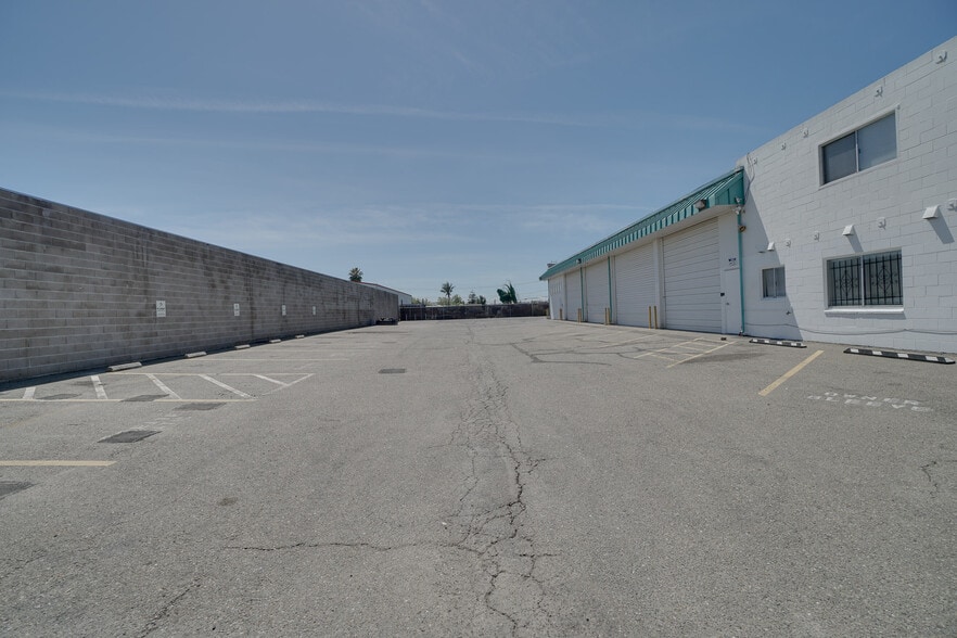 More Photos Of 2196 American Ave, Hayward Warehouse For Lease