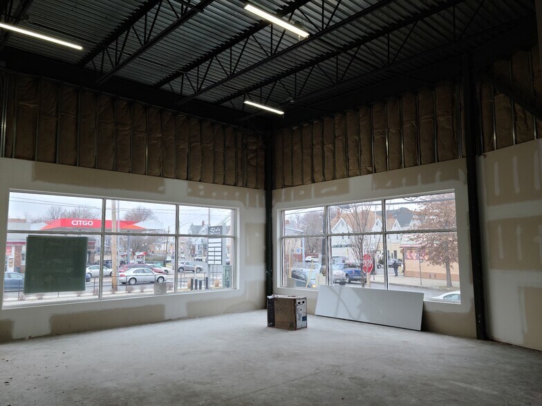More Photos Of 937 State St, Bridgeport Storefront For Lease
