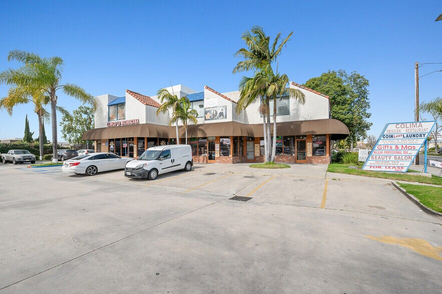 More Photos Of , Santa Ana General Retail For Sale