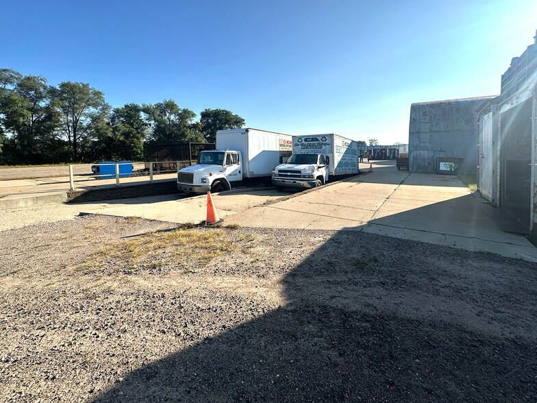 More Photos Of 3510 31st St, Saint Cloud Service For Lease