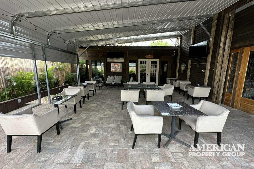More Photos Of 4571 Clark Rd, Sarasota Restaurant For Sale