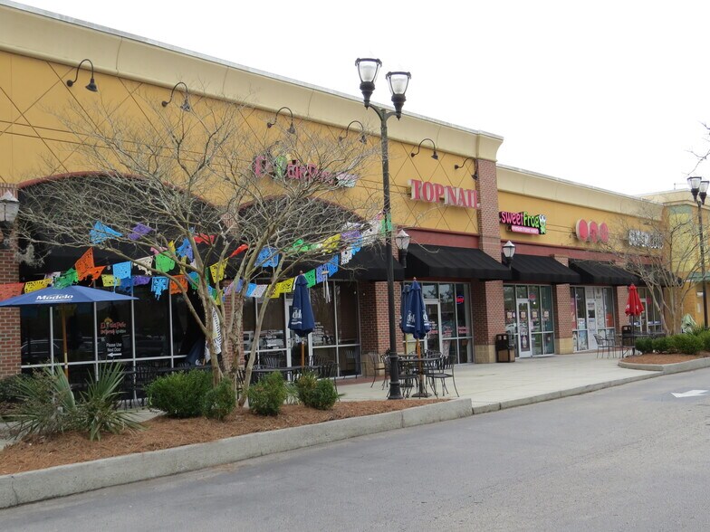 More Photos Of 1597 Central Ave, Summerville Unknown For Lease