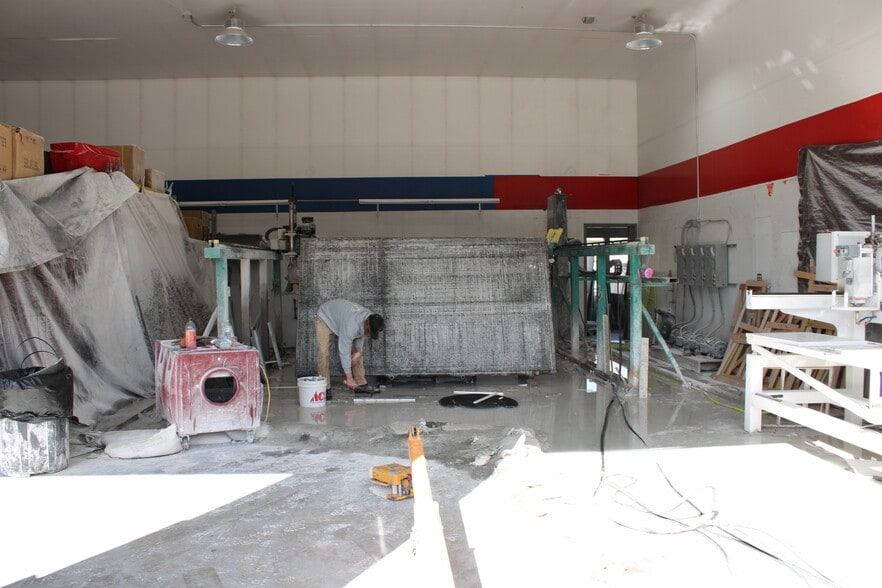 More Photos Of 772 Sussex Ave E, Tenino Industrial For Sale