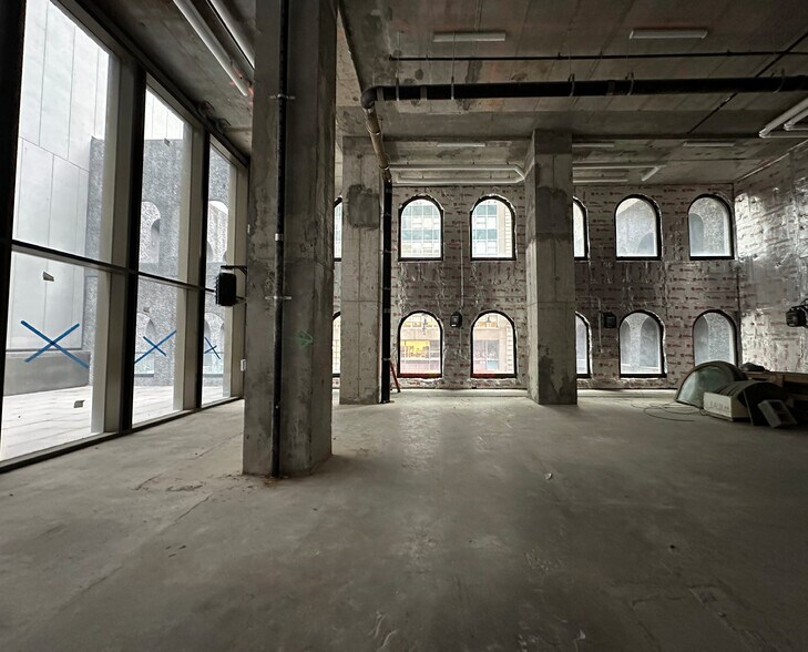 More Photos Of 130 William St, New York Apartments For Lease