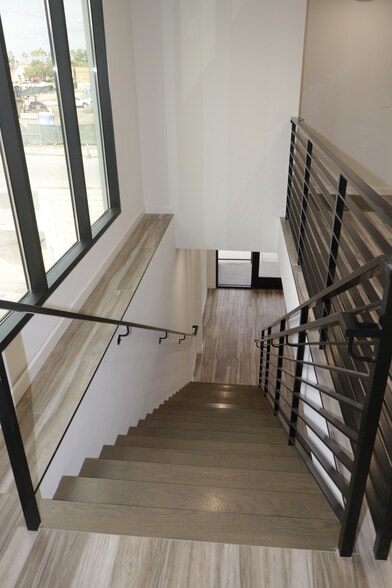 More Photos Of 2430 Amsler St, Torrance Office For Lease