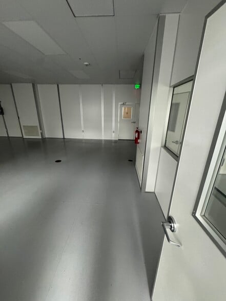 More Photos Of 190 E San Antonio Dr, King City Industrial For Sale