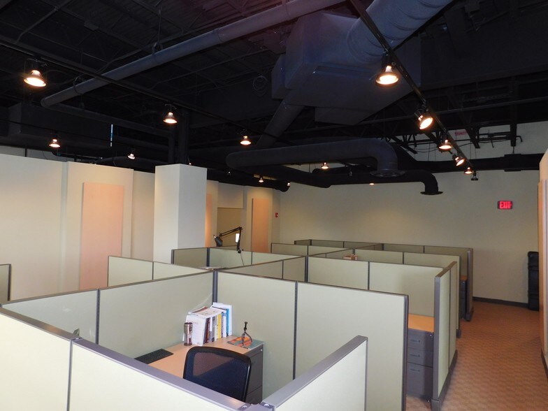 More Photos Of 350 Town Center Ave, Suwanee Office For Lease