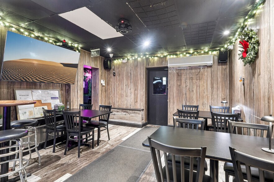 More Photos Of 1600 Hamilton Ave, Hamilton Storefront Retail Residential For Sale