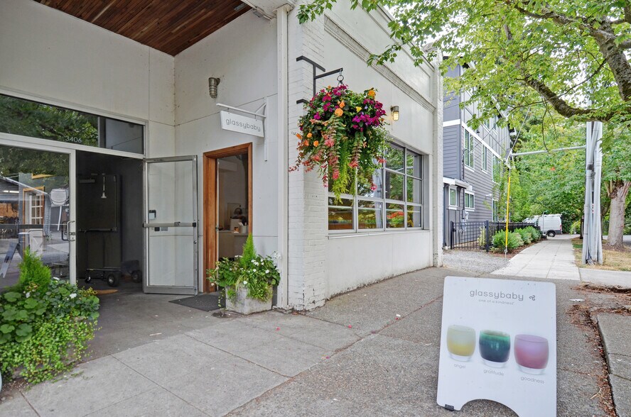 Primary Photo Of 3406 E Union St, Seattle Office For Sale
