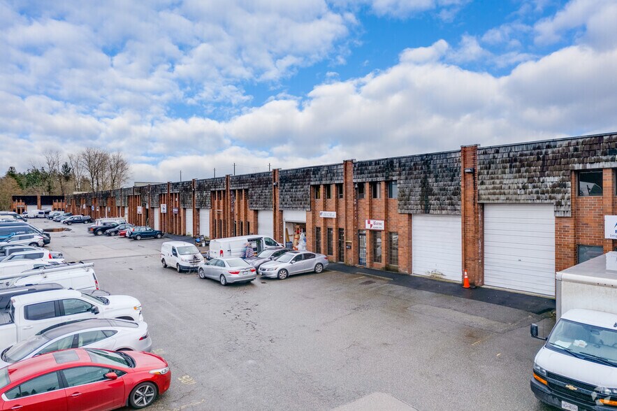 More Photos Of 2544 Douglas Rd, Burnaby Warehouse For Sale