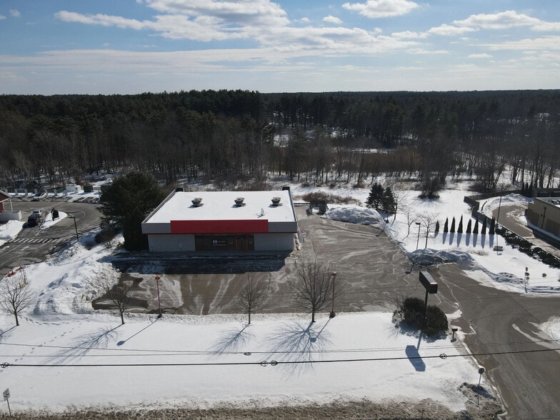 More Photos Of 2299 Lafayette Rd, Portsmouth Freestanding For Lease