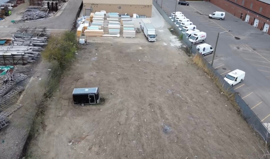 More Photos Of 14050 Oakland St, Highland Park Manufacturing For Sale