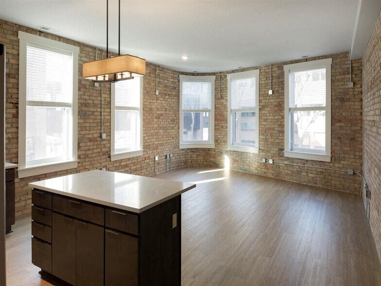 More Photos Of 10 2nd St SE, Minneapolis Apartments For Lease