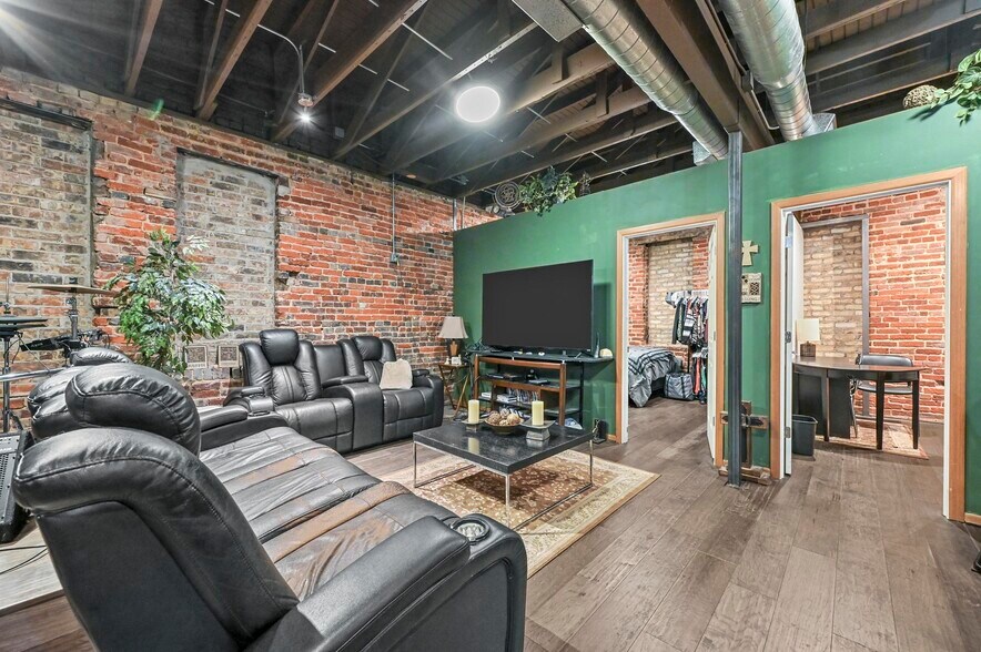 More Photos Of 130 N Main St, Mansfield Storefront Retail Office For Sale