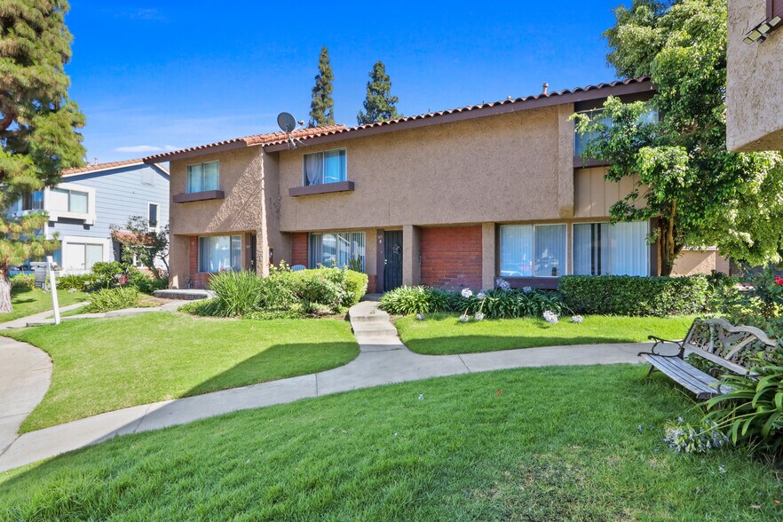 More Photos Of 349 Camarillo St, Placentia Apartments For Sale