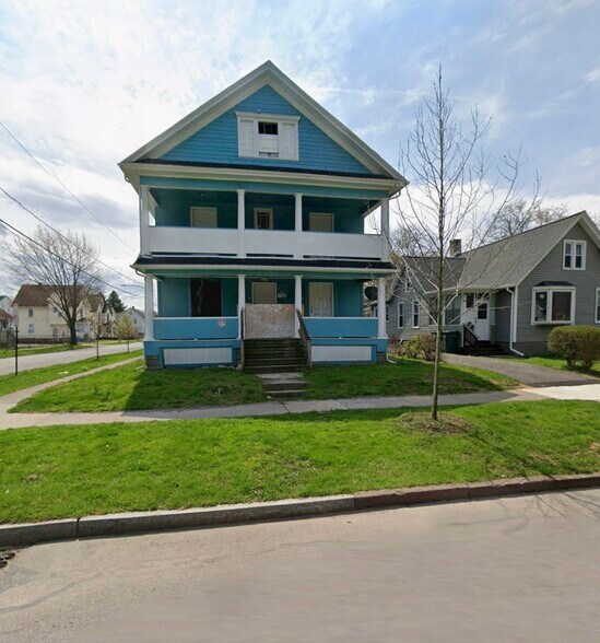 Primary Photo Of 497 Central Park, Rochester Apartments For Sale