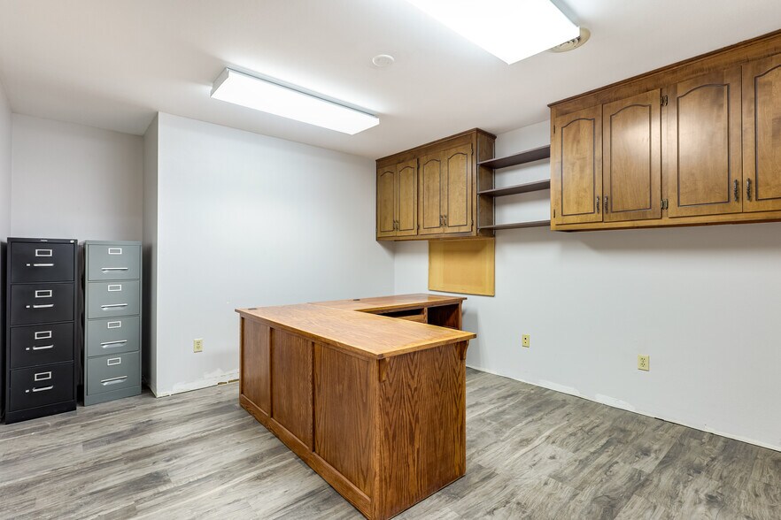 More Photos Of 4064 Tuschl Ln, Reedsville Industrial For Sale