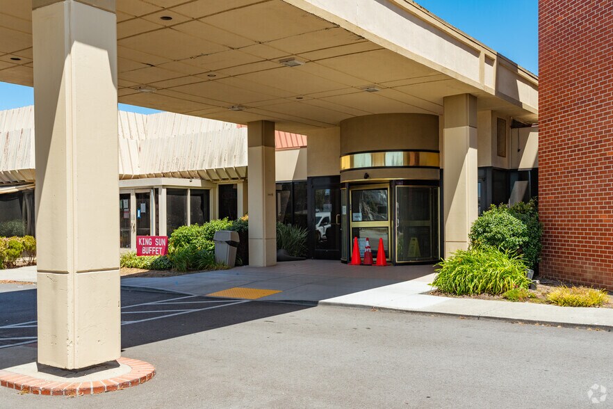 More Photos Of 245 S Airport Blvd, South San Francisco Hotel For Sale