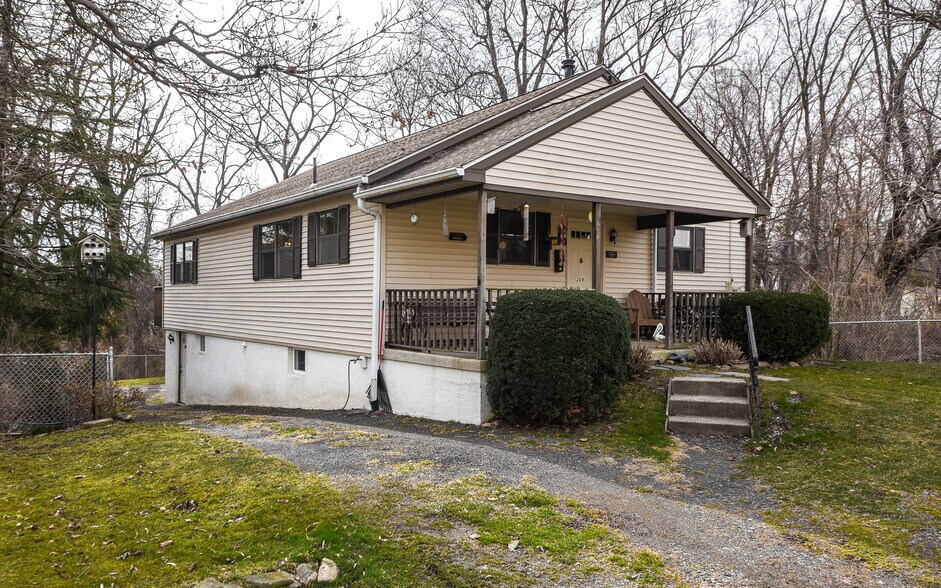 More Photos Of 309 Lynwood Ave, Jenkintown Warehouse For Sale