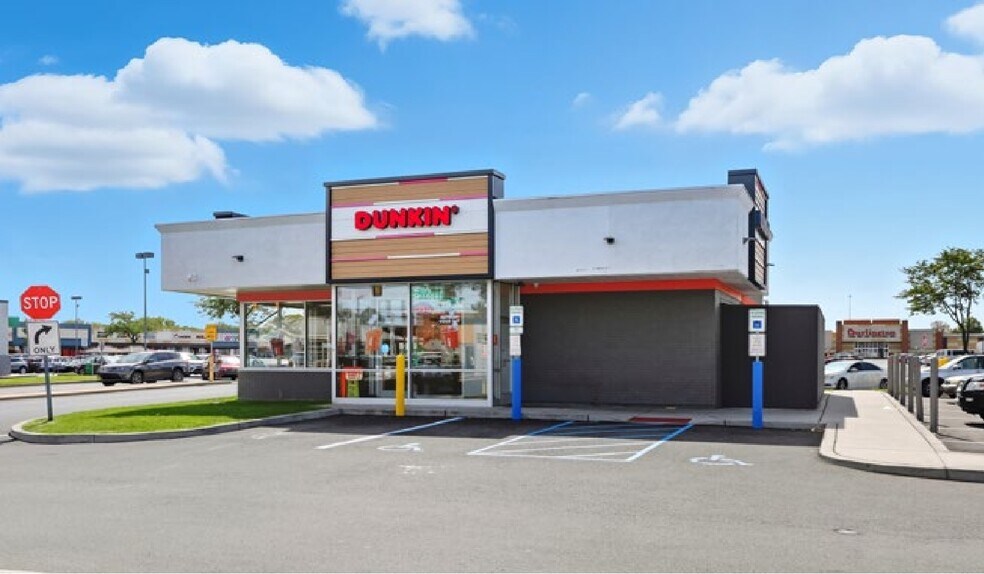 More Photos Of 330-424 W Oregon Ave, Philadelphia Unknown For Lease