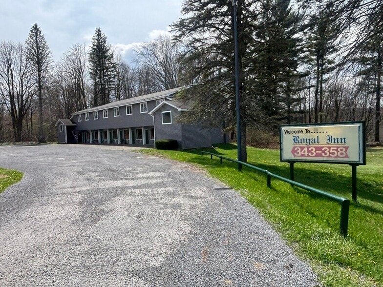 More Photos Of 17089 Boot Jack Rd, Ridgway Hotel For Sale
