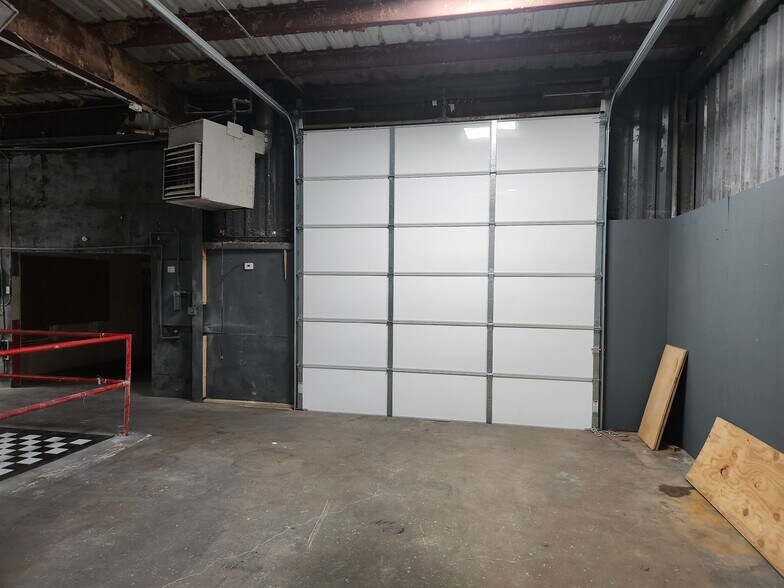 More Photos Of 1301 NW Cache Rd, Lawton Industrial For Lease