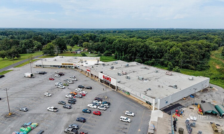 More Photos Of 1301-1349 W Floyd Baker Blvd, Gaffney Unknown For Lease