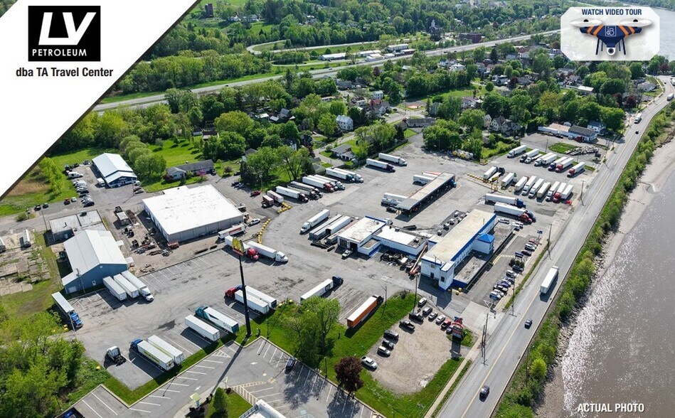 Primary Photo Of 36-38-40 Riverside Dr, Fultonville Truck Stop For Sale