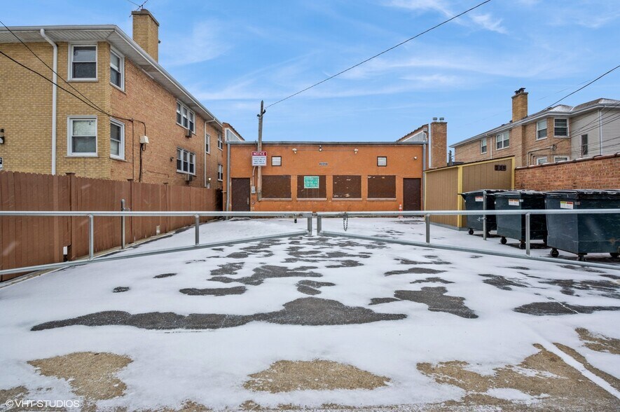 More Photos Of 6940 W Belmont Ave, Chicago Specialty For Sale