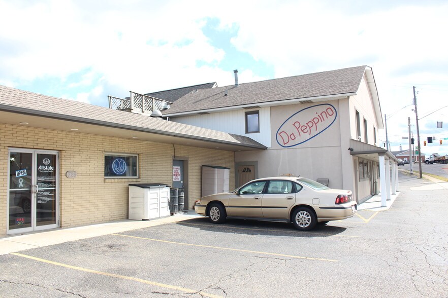 More Photos Of 725 Main St, Wintersville Restaurant For Sale