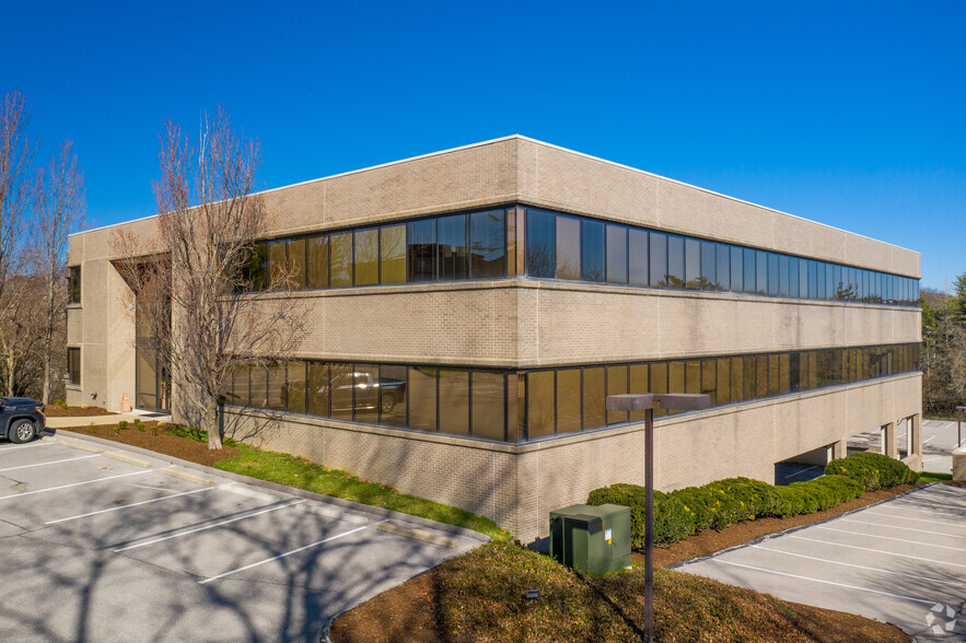 Primary Photo Of 1716 Hidden Creek Ct, Saint Louis Office For Lease