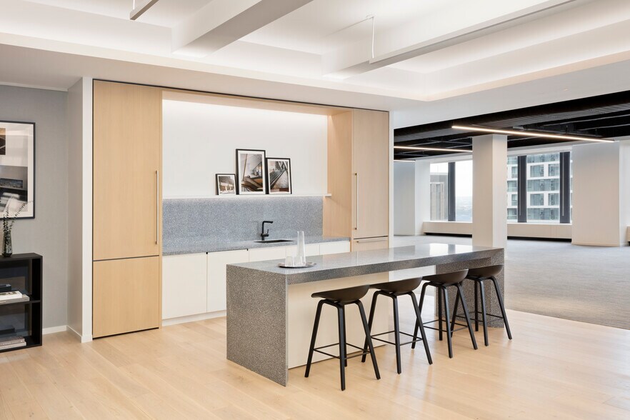 More Photos Of 1700 Broadway, New York Office For Lease