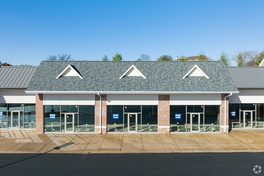 More Photos Of 405-419 Meramec Blvd, Eureka Unknown For Lease