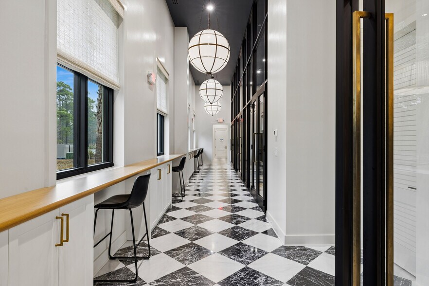 More Photos Of 3095 Soperton Dr, Bluffton Light Distribution For Sale